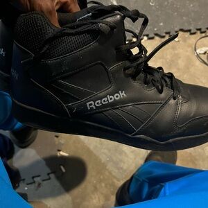 Reebok Men's Black Mid-Top Sneakers